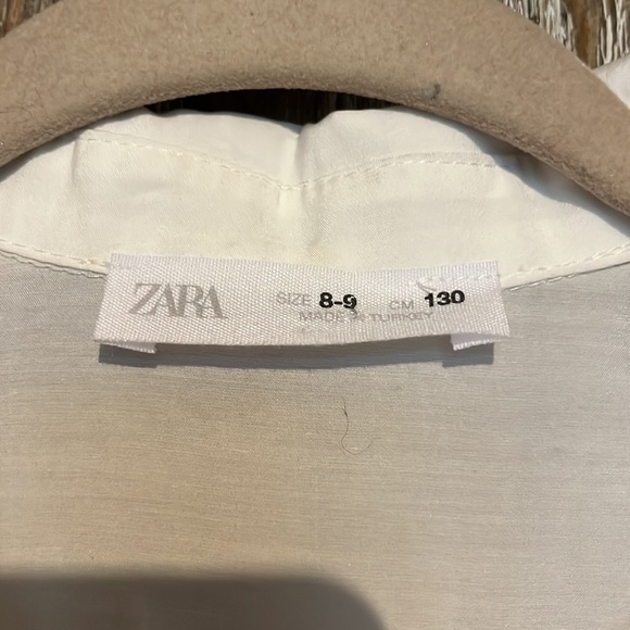EUC ZARA WHITE BLOUSE CROP TOP, size 8-9 - Picture 2 of 5